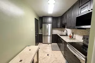 2400 NE 33rd Ave, Fort Lauderdale, FL 33305 - Photo 5