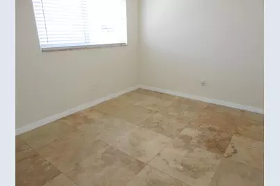 1872 NE 46th Street #D11, Fort Lauderdale, FL 33308 - Photo 7