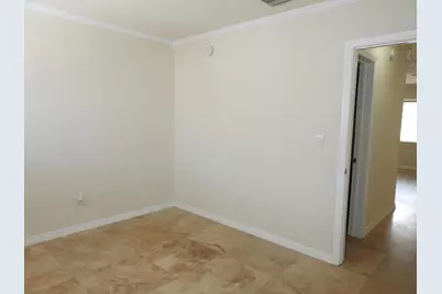 1872 NE 46th Street #D11, Fort Lauderdale, FL 33308 - Photo 9