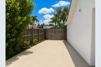 17202 SW 149th Place, Miami, FL 33187 - Photo 15