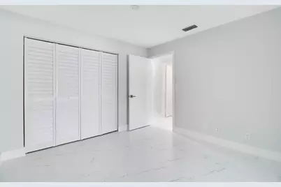 8055 Sweetbriar Way, Boca Raton, FL 33496 - Photo 11