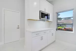 8055 Sweetbriar Way, Boca Raton, FL 33496 - Photo 5