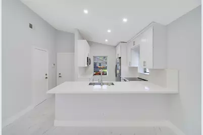 8055 Sweetbriar Way, Boca Raton, FL 33496 - Photo 3