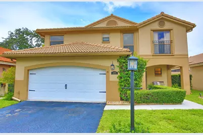 15061 Durham Lane, Davie, FL 33331 - Photo 5