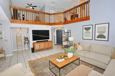 15061 Durham Lane, Davie, FL 33331 - Photo 9