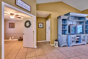 16405 90th St N, The Acreage, FL 33470 - Photo 11