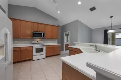188 SW Klee Circle, Port Saint Lucie, FL 34953 - Photo 13
