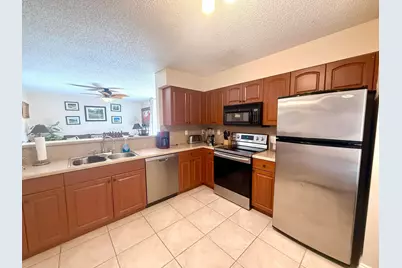 1707 Village Boulevard #112, West Palm Beach, FL 33409 - Photo 5