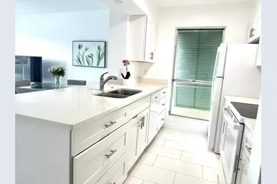 160 Cypress Point Drive, Palm Beach Gardens, FL 33418 - Photo 7