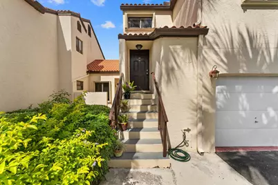 18 VÃ­a De Casas Sur #205, Boynton Beach, FL 33426 - Photo 1