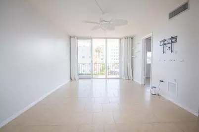 301 Croton Avenue #303, Lantana, FL 33462 - Photo 15