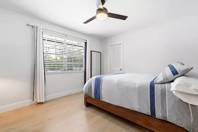 15395 Meadow Wood Drive, Wellington, FL 33414 - Photo 21