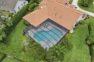 15395 Meadow Wood Dr, Wellington, FL 33414 - Photo 43