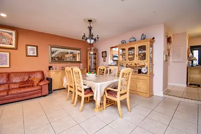 6640 Thornhill Court, Boca Raton, FL 33433 - Photo 7