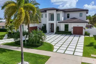 824 Shore Dr, North Palm Beach, FL 33408 - Photo 9