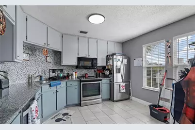 1907 Aynsley Way #32-2, Vero Beach, FL 32966 - Photo 9