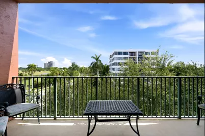 1640 Presidential Way #501, West Palm Beach, FL 33401 - Photo 5