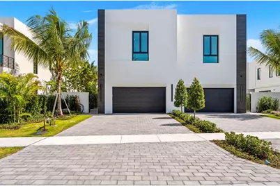 723 Lake Avenue N, Delray Beach, FL 33483 - Photo 1
