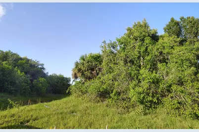 3921 SW Port Saint Lucie Boulevard, Port Saint Lucie, FL 34953 - Photo 3