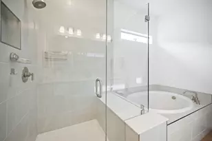 2387 Rollingwood Ct, Oakland Park, FL 33309 - Photo 19