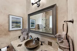 2430 Castilla Isle, Fort Lauderdale, FL 33301 - Photo 39