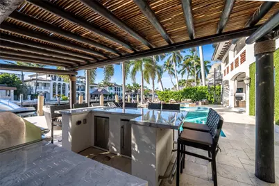 2430 Castilla Isle, Fort Lauderdale, FL 33301 - Photo 47