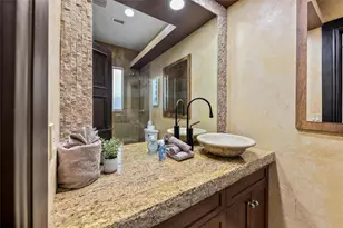 2430 Castilla Isle, Fort Lauderdale, FL 33301 - Photo 37