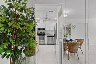 10098 S 40th Dr S, Boynton Beach, FL 33436 - Photo 13