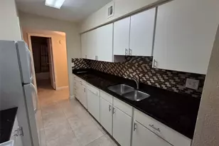 899 Riverside Dr, Coral Springs, FL 33071 - Photo 15