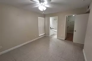 899 Riverside Dr, Coral Springs, FL 33071 - Photo 17