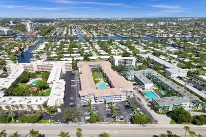 1461 S Ocean Boulevard #303, Lauderdale by the Sea, FL 33062 - Photo 3
