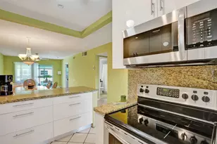 1461 S Ocean Blvd, Lauderdale by the Sea, FL 33062 - Photo 5