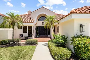 2001 NW Laurel Oak Ln, Palm City, FL 34990 - Photo 3
