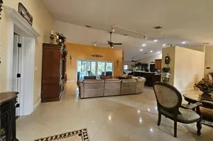 197 NW 113th Way, Coral Springs, FL 33071 - Photo 11