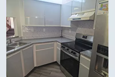 8953 W Sunrise Boulevard #8953, Plantation, FL 33322 - Photo 3