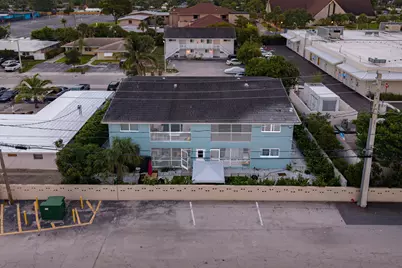 1001 SE 3rd Street, Deerfield Beach, FL 33441 - Photo 3