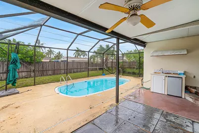 3195 Emerson Avenue, Palm Springs, FL 33461 - Photo 25