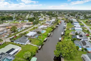 611 SE Harborview Dr, Port Saint Lucie, FL 34983 - Photo 83