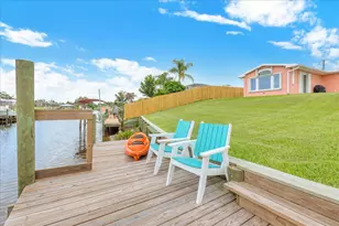 611 SE Harborview Dr, Port Saint Lucie, FL 34983 - Photo 77
