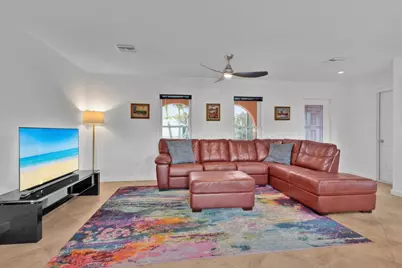 611 SE Harborview Drive, Port Saint Lucie, FL 34983 - Photo 9
