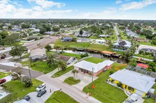 611 SE Harborview Dr, Port Saint Lucie, FL 34983 - Photo 81
