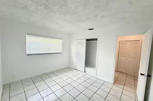 7643 NW 74th Ave, Tamarac, FL 33321 - Photo 9