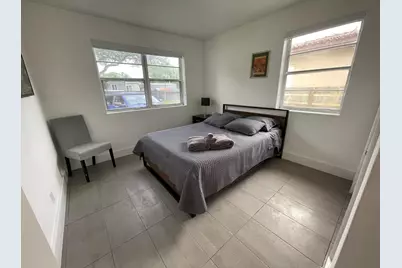 1401 N 16th Court, Hollywood, FL 33020 - Photo 9