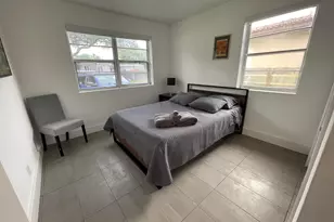 1401 N 16th Ct, Hollywood, FL 33020 - Photo 11