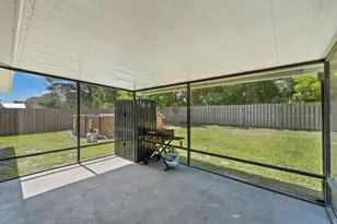 745 21st St SW, Vero Beach, FL 32960 - Photo 5