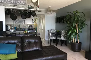 300 Oregon St, Hollywood, FL 33019 - Photo 1