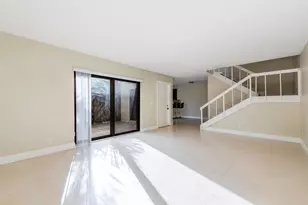 2471 Waterside Dr, Lake Worth, FL 33461 - Photo 9