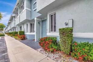1912 Hibiscus Ln, Riviera Beach, FL 33404 - Photo 5
