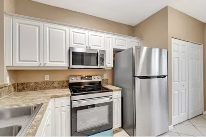 1912 Hibiscus Lane, Riviera Beach, FL 33404 - Photo 11