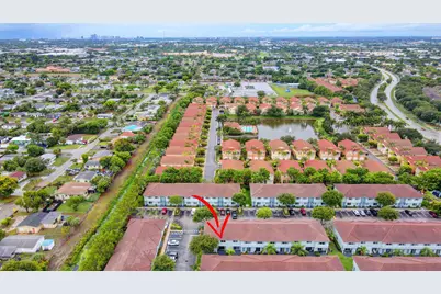 1912 Hibiscus Lane, Riviera Beach, FL 33404 - Photo 37